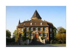< ...Schloss Linnep... >