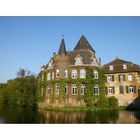 < Schloss Linnep >