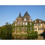 < Schloss Linnep >