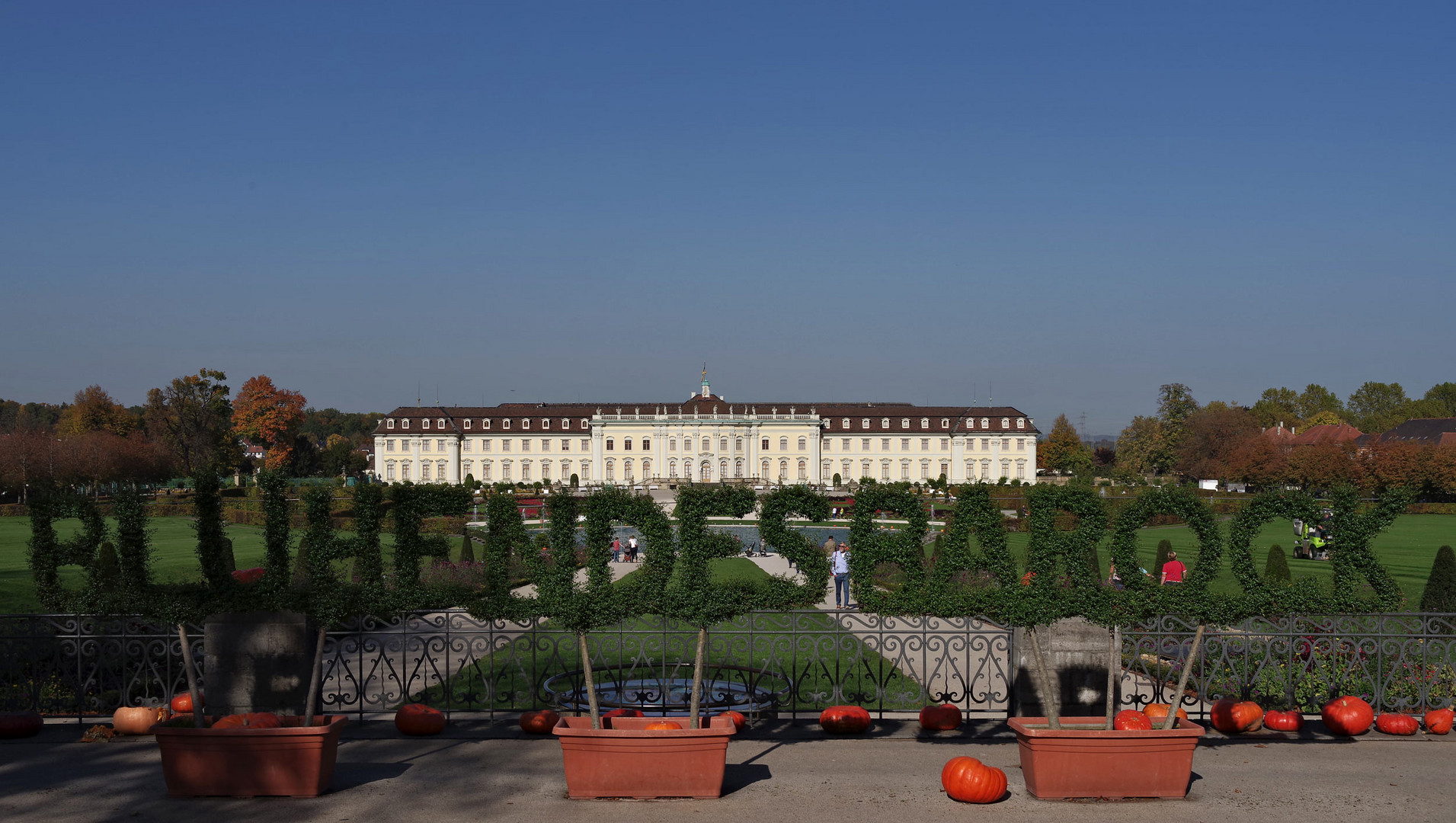 Schloss Ludwigsburg...1