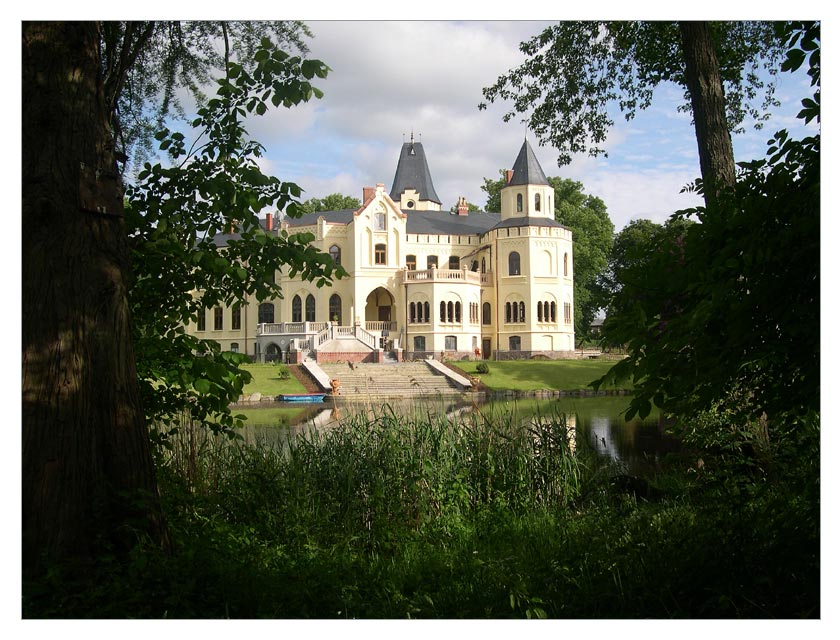 Schloss Lützow...