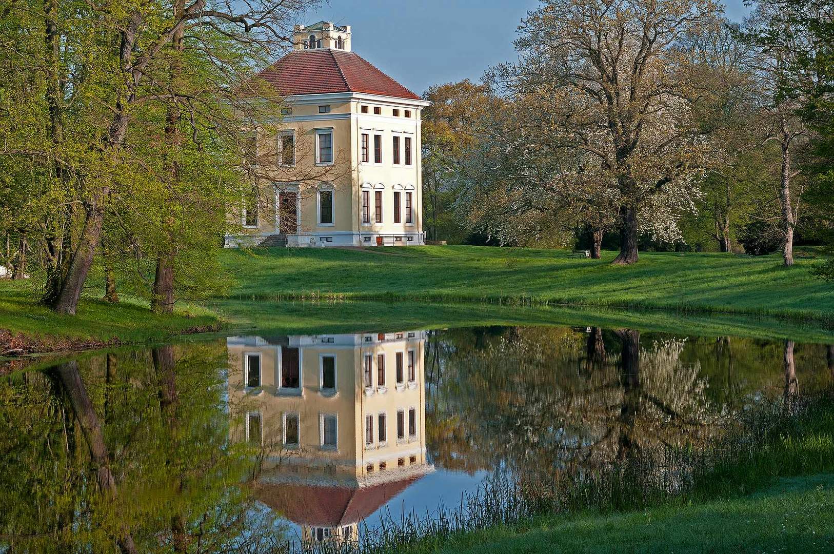 Schloß Luisium