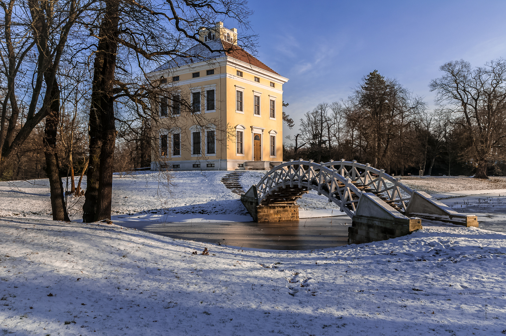 Schloss Luisium in Dessau im Winter