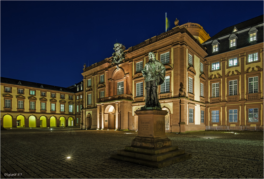 Schloß Mannheim 2015-01