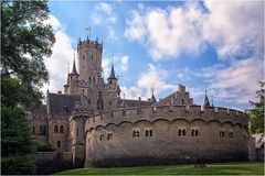 Schloss Marienburg im Sonnenschein