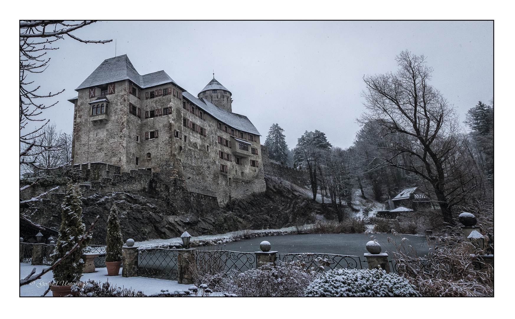 Schloss Matzen im Winterkleid