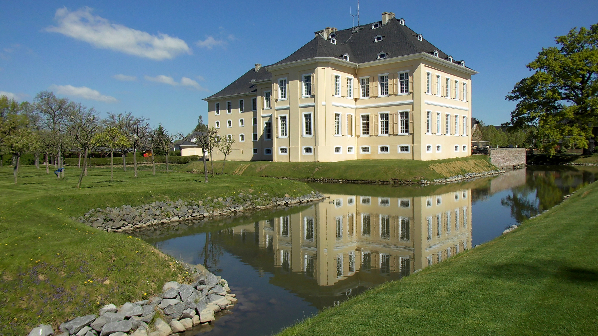 Schloss Miel -1-