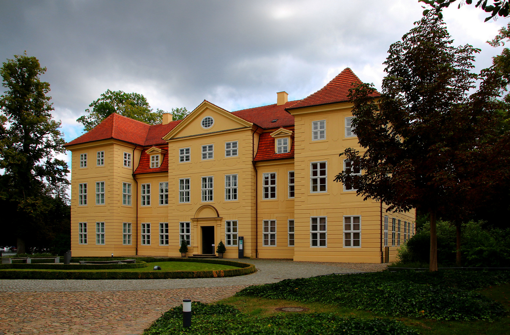  Schloss Mirow