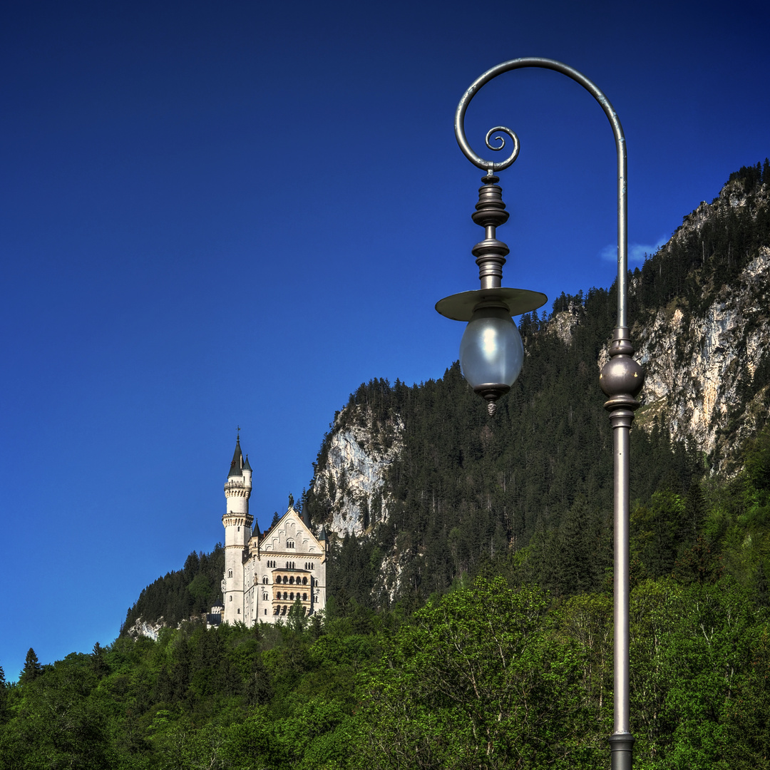 Schloß mit Lampe