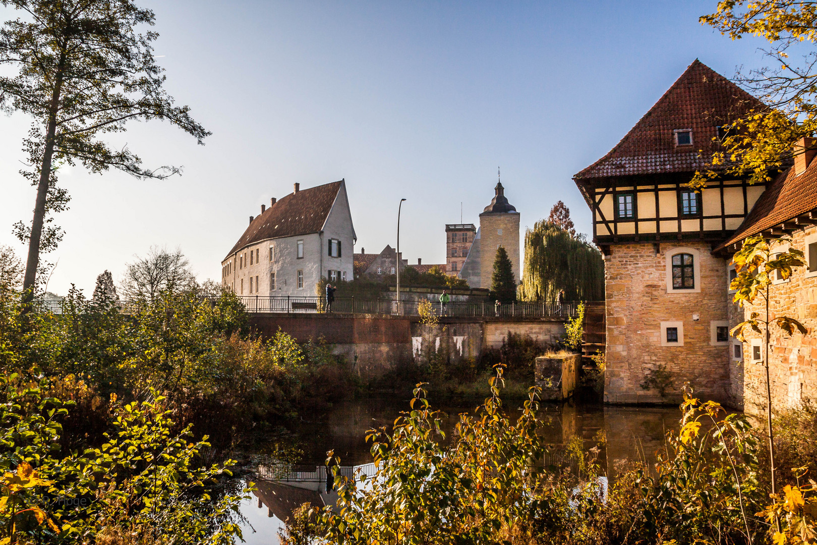 Schloß mit Mühle