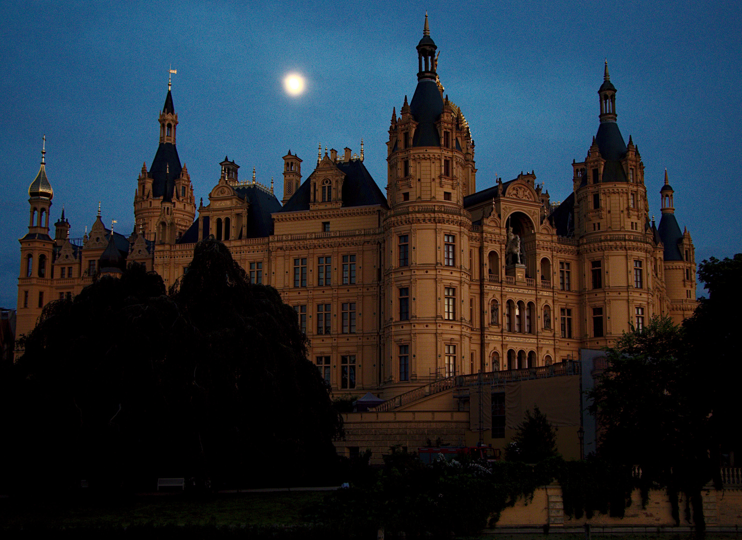 Schloss mit Vollmond_1