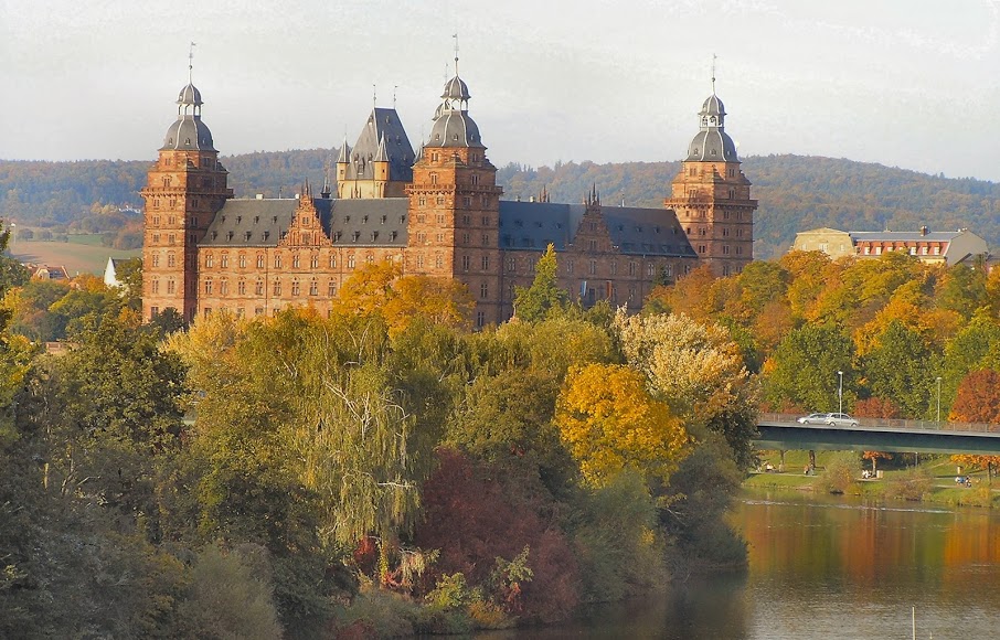 Schloss mit Williges-Brücke 2008