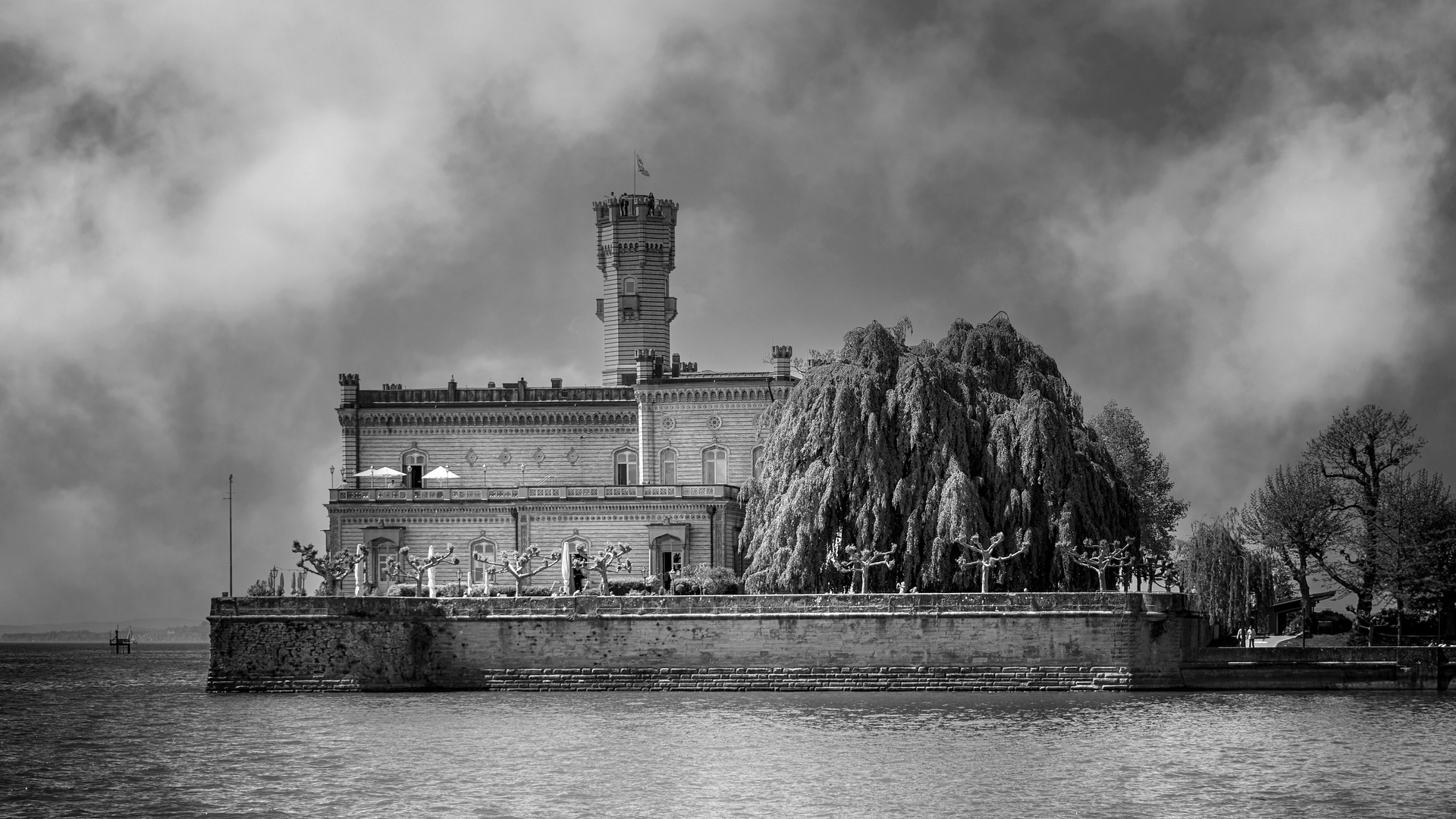 Schloss Montfort Foto & Bild art, spezial, monochrome Bilder auf