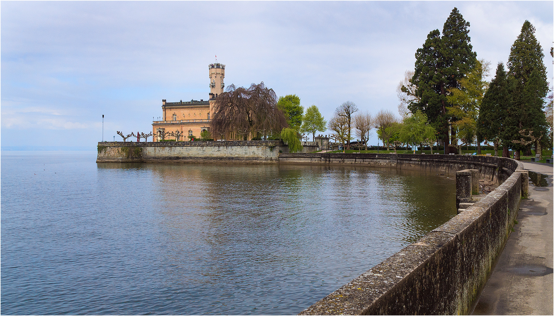 Schloss Montfort