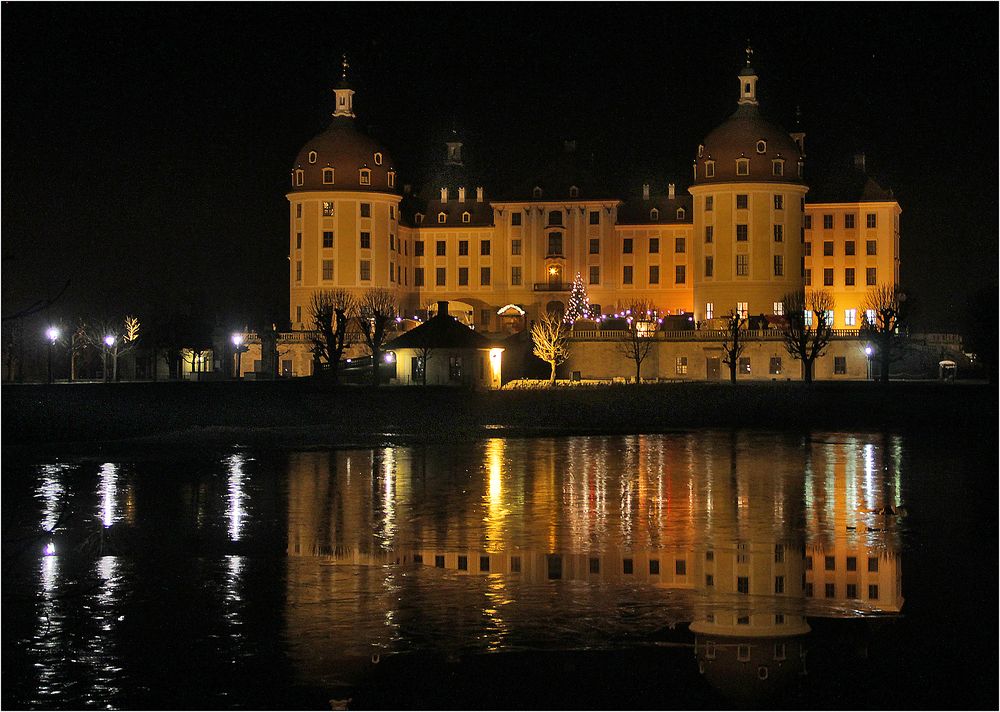 Schloss Moritzburg ...