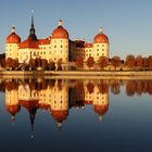 Schloss Moritzburg im herbstlichen Abendlicht 