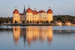 Schloss Moritzburg im Morgenlicht