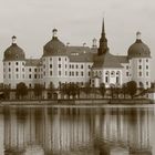 Schloss Moritzburg im Spiegel 2