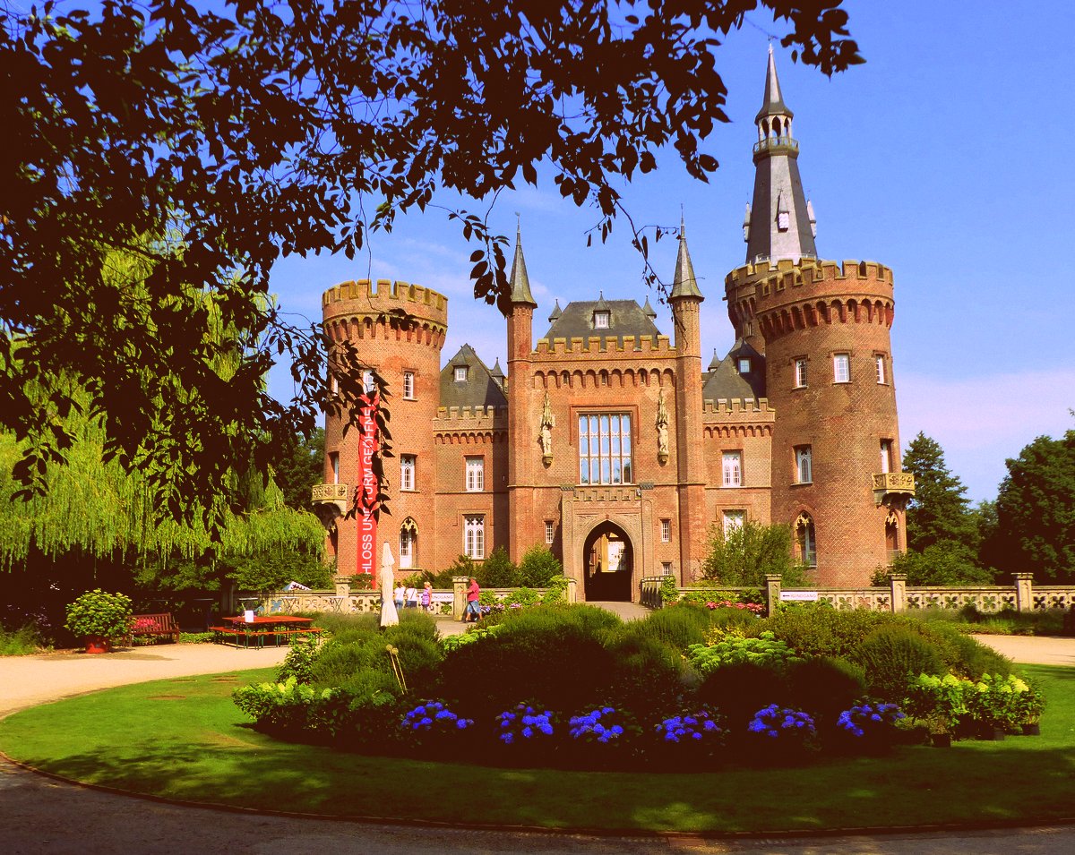 Schloss Moyland