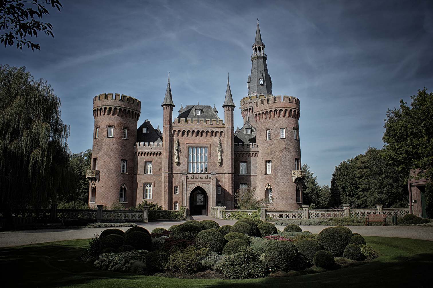 Schloss Moyland frontal