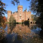 Schloß Moyland im herbstlichen Glanz