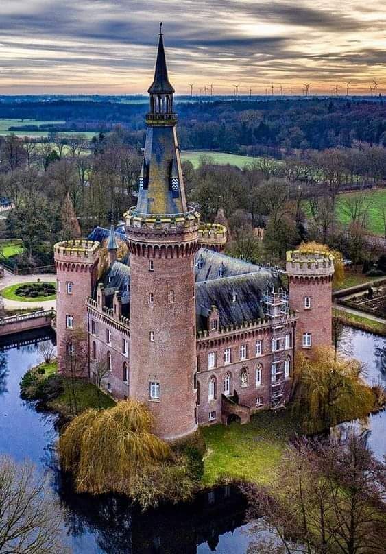 Schloss Moyland in Bedburg-Hau