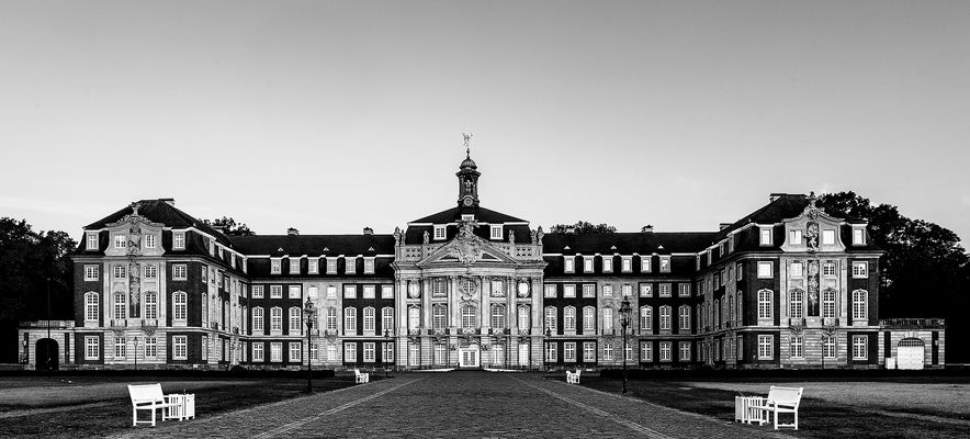 Schloss-Münster...