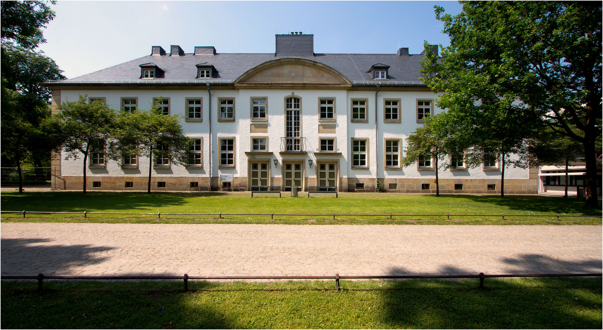 schloss neuhaus (5)