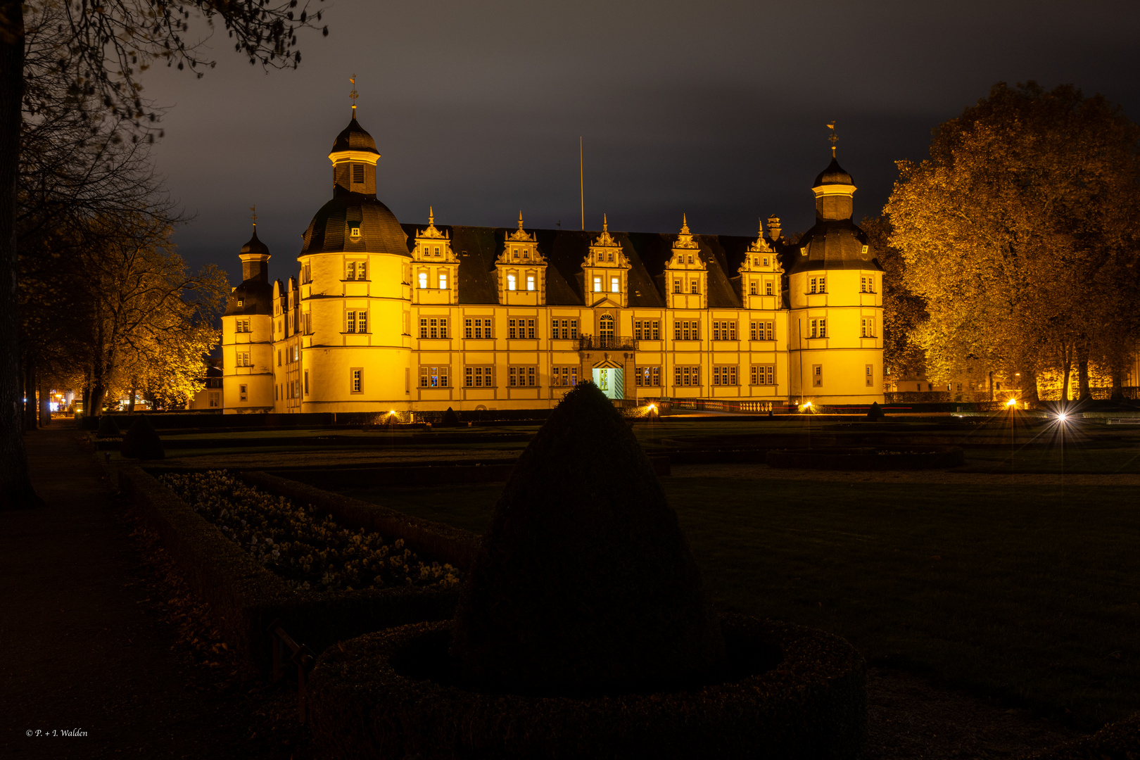 Schloß Neuhaus