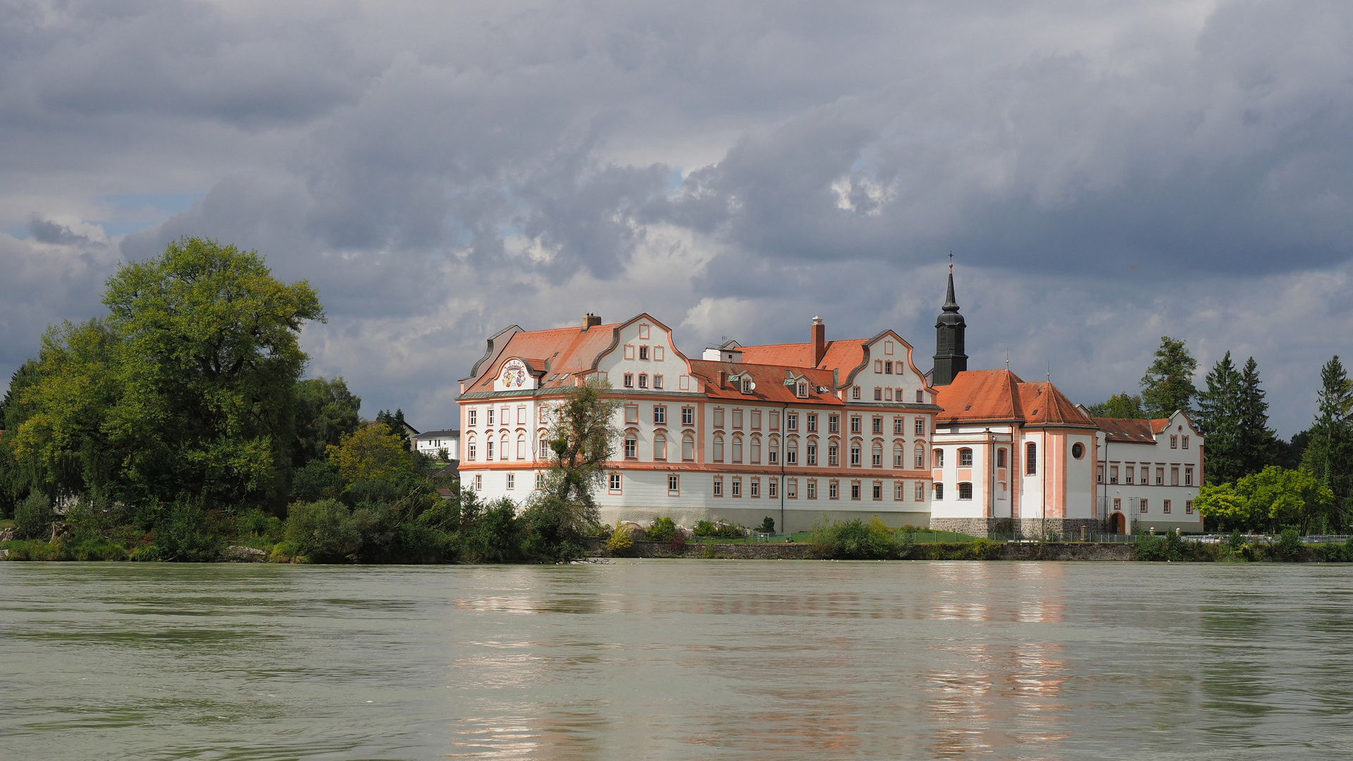 Schloß Neuhaus am Inn