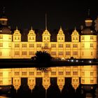 Schloß Neuhaus bei Nacht