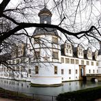 Schloss Neuhaus bei Paderborn