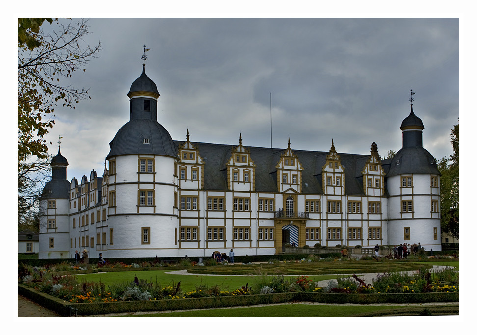 Schloß Neuhaus - Paderborn