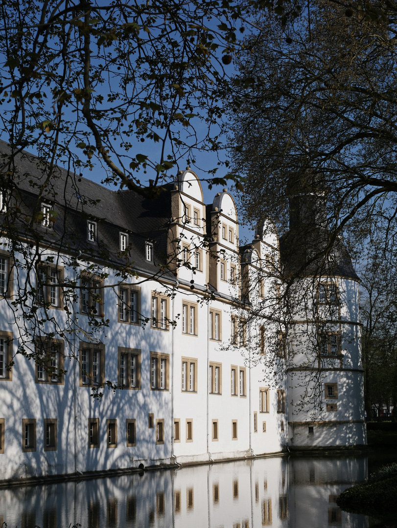 Schloß Neuhaus, Turm, Paderborn, Germany