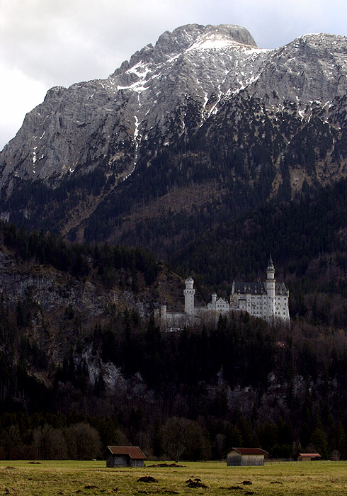 Schloss Neuschwanstein vor dem Säuling
