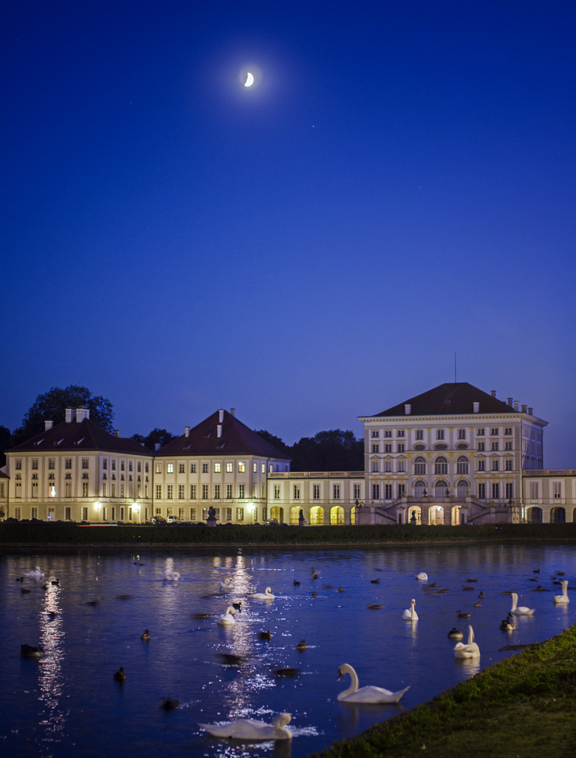 Schloß Nymphenburg bei Nacht