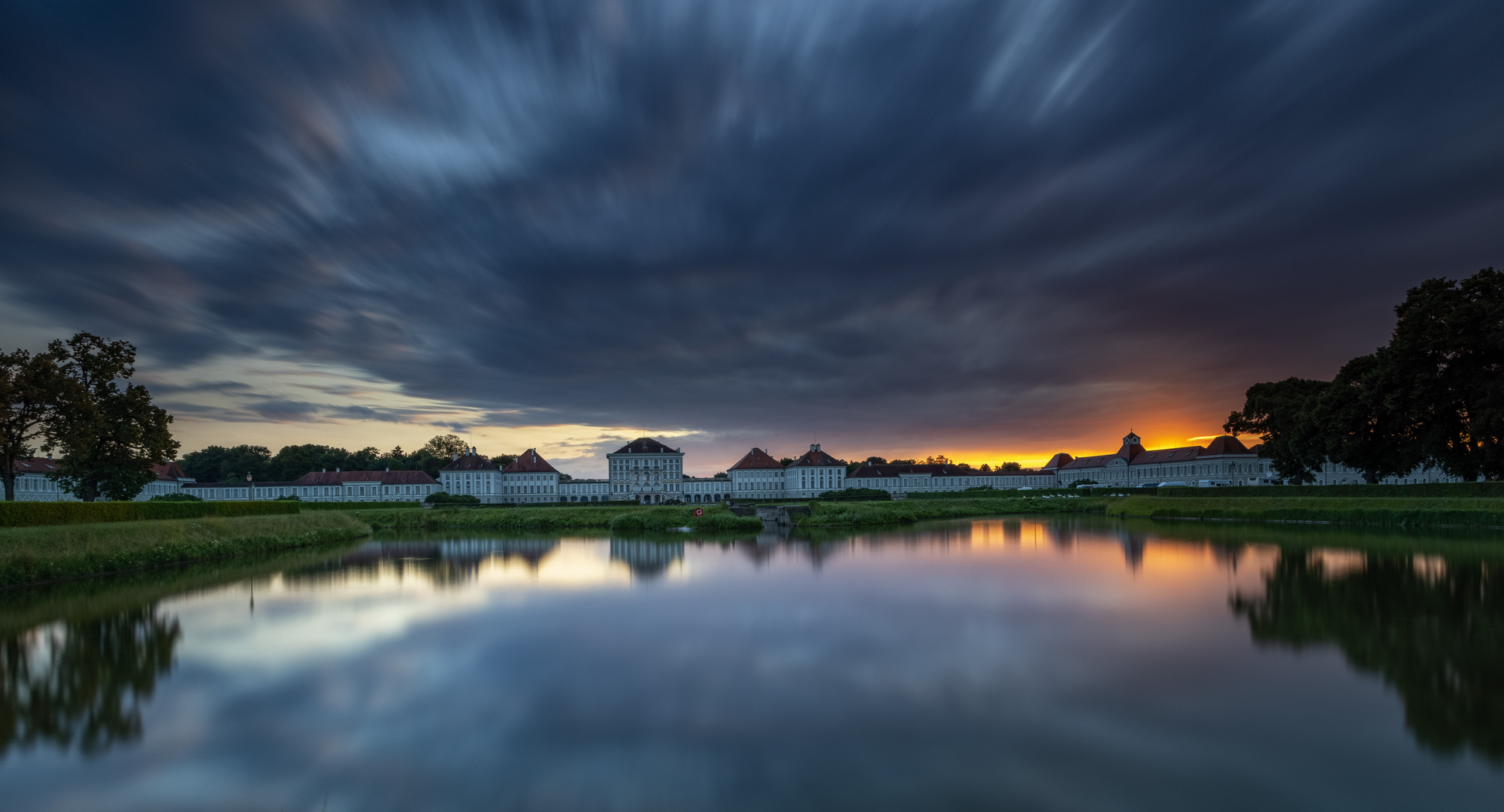 Schloss Nymphenburg bei Sonnenuntergang