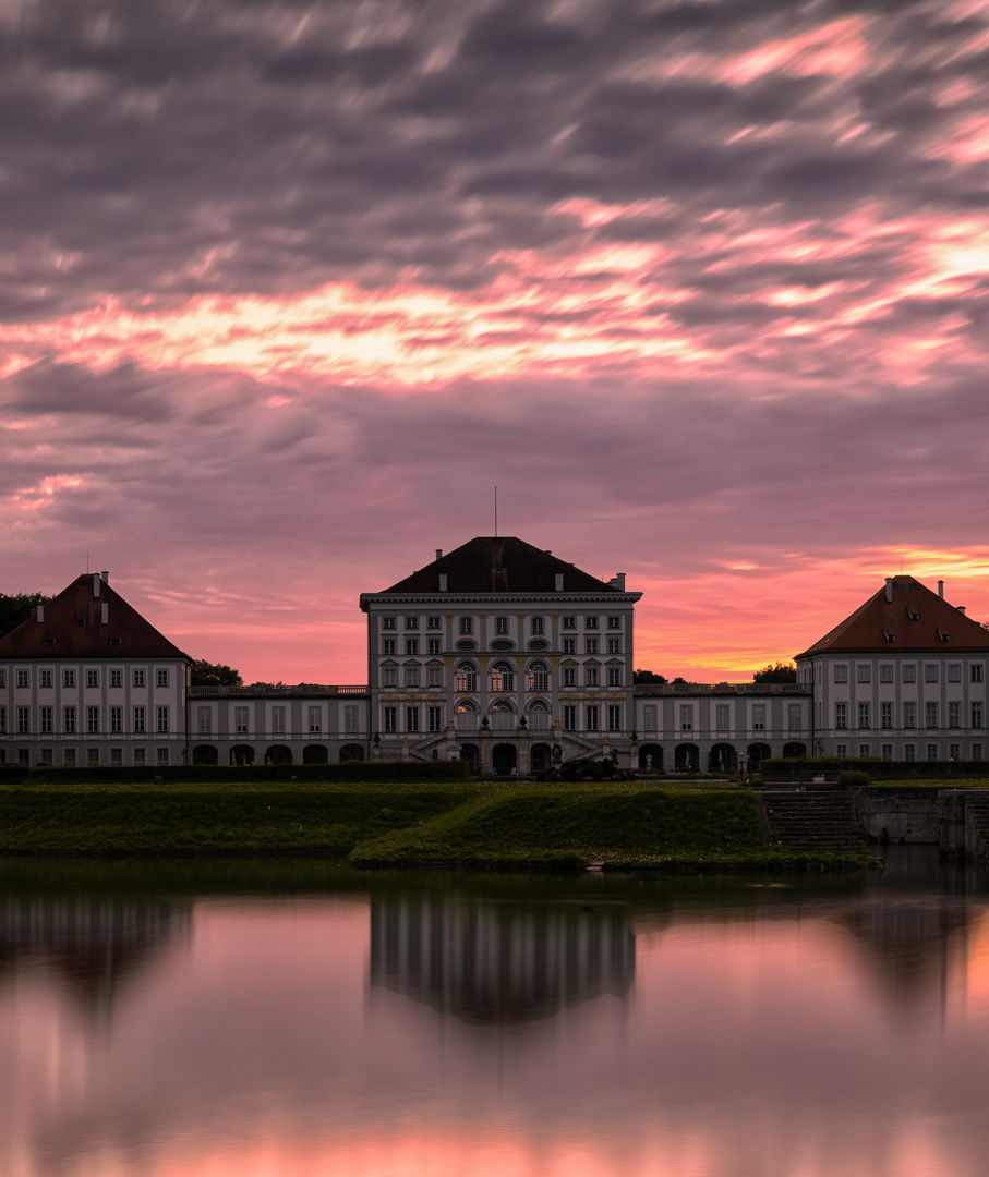 Schloss Nymphenburg bei Sonnenuntergang