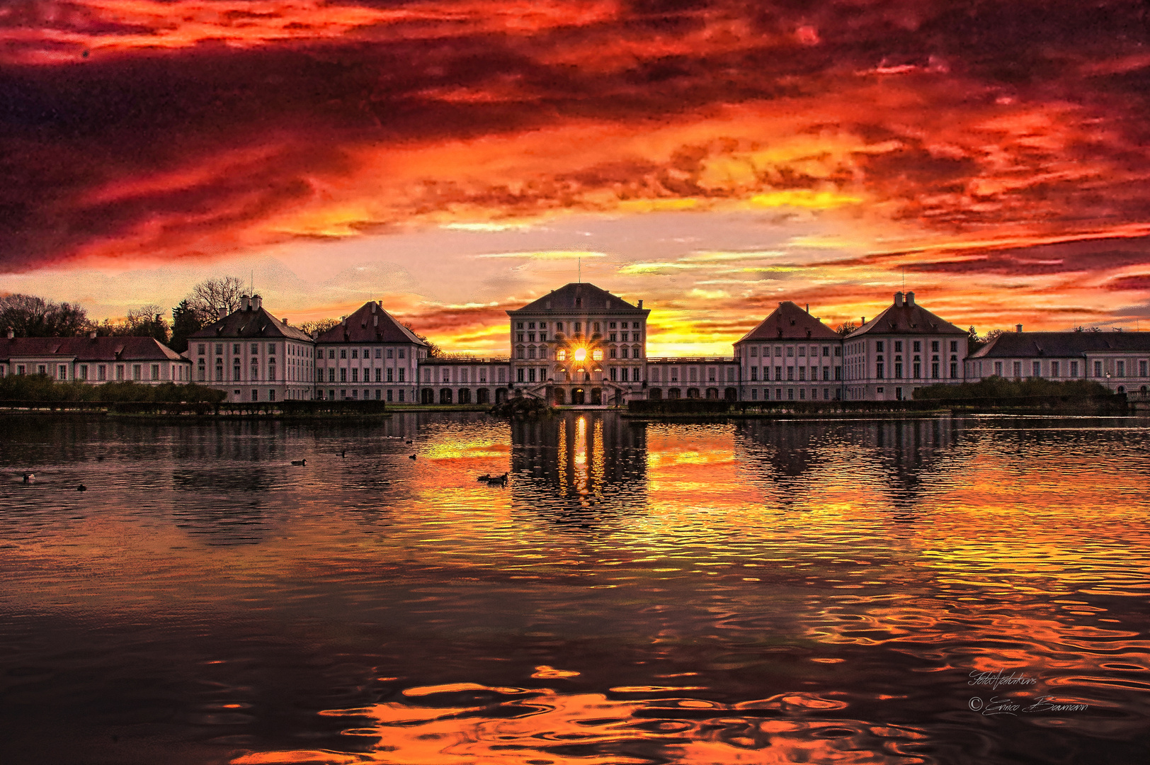 Schloss Nymphenburg im Abendlicht