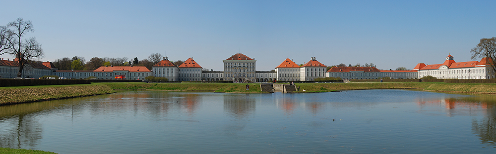 Schloss Nymphenburg im April