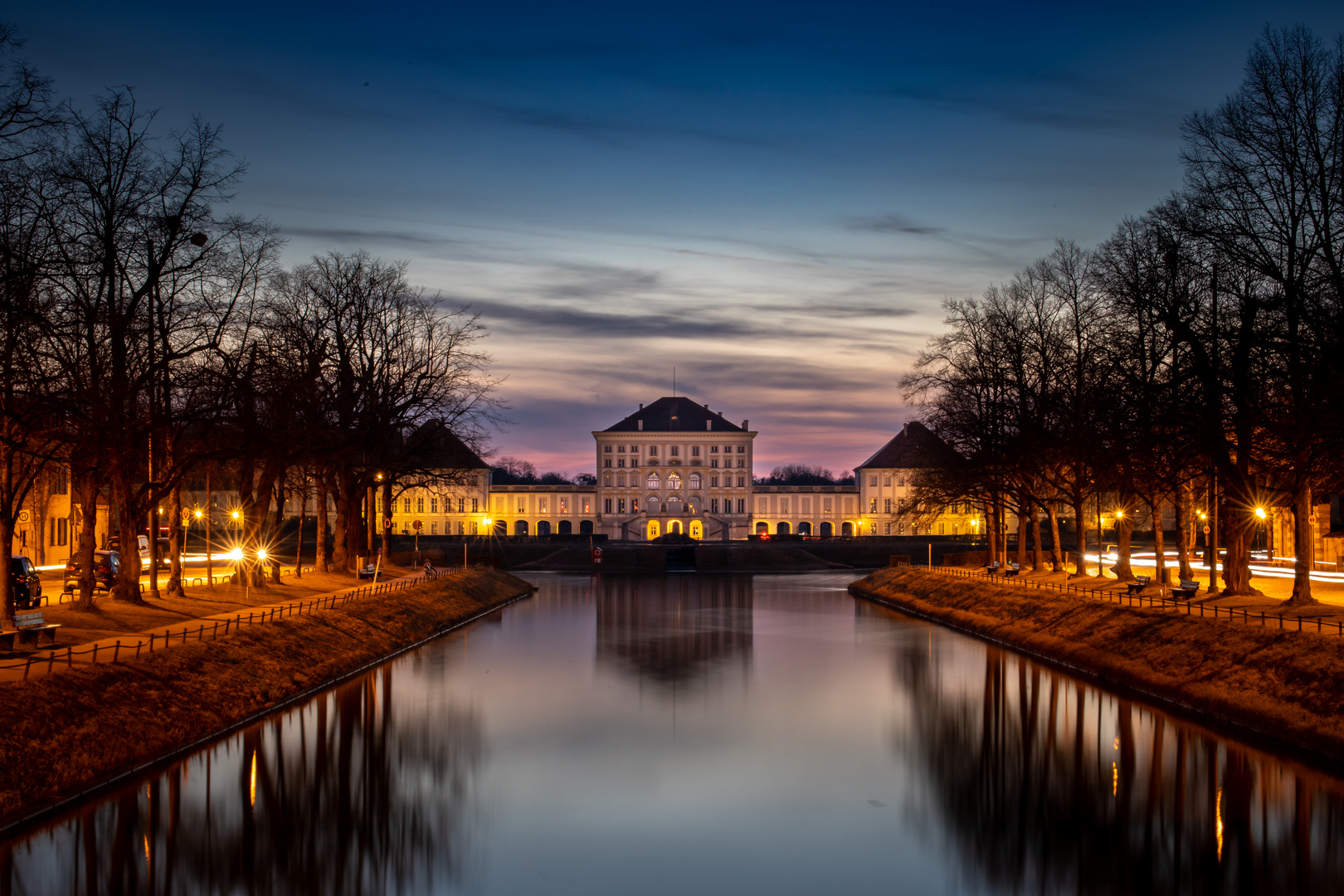 Schloss Nymphenburg nach Sonnenuntergang