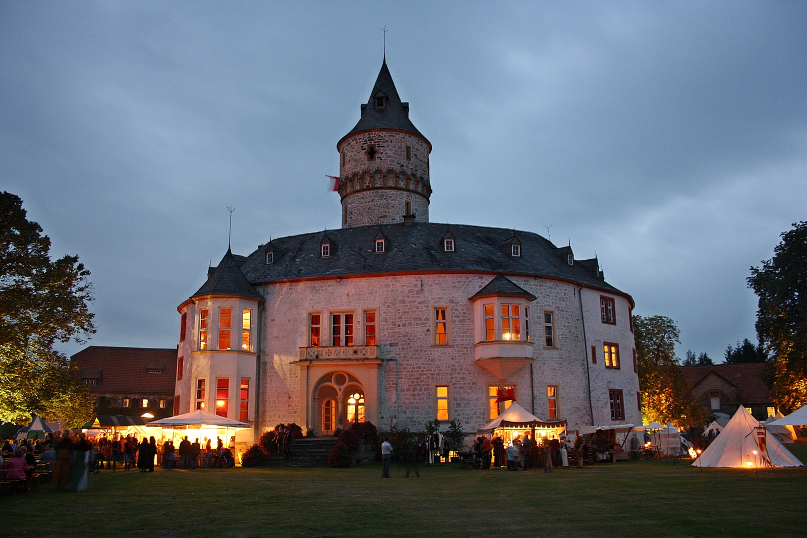 Schloss Oelber bei Nacht