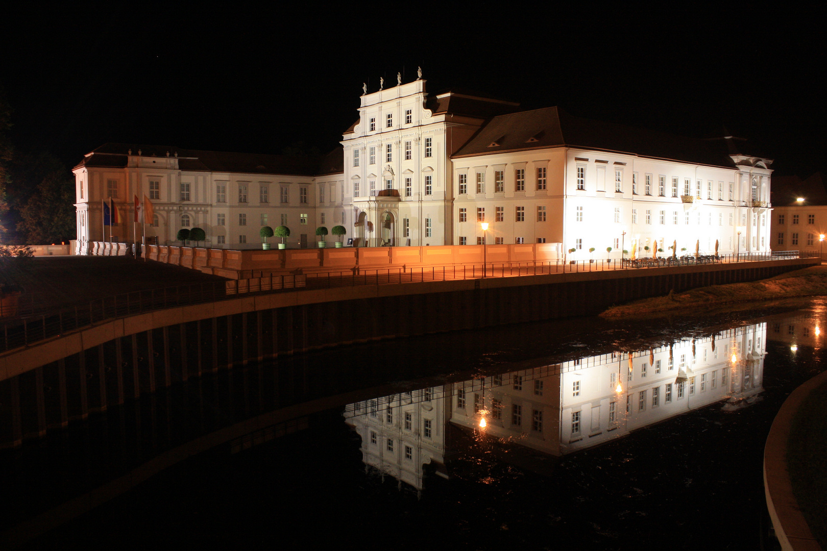 Schloss Oranienburg bei Nacht