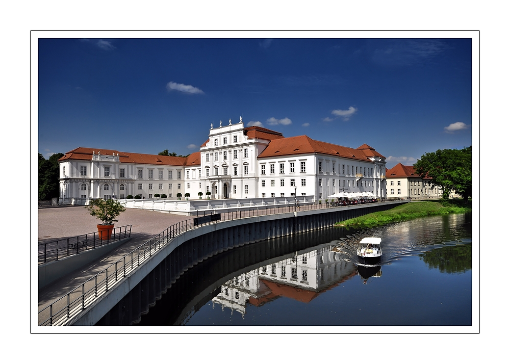 Schloss Oranienburg........, " ein Schiff wird kommen und das bringt mir......"