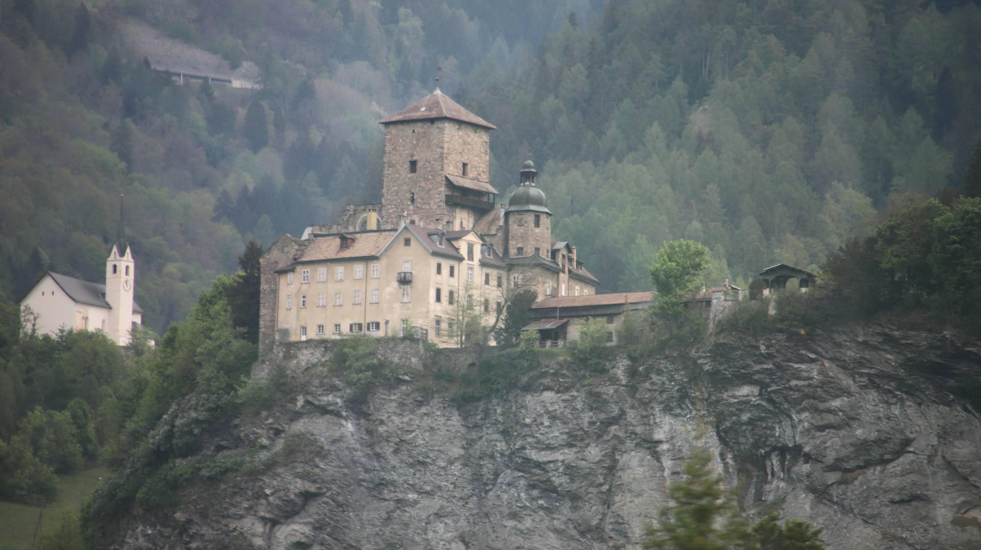 Schloss Ortenstein