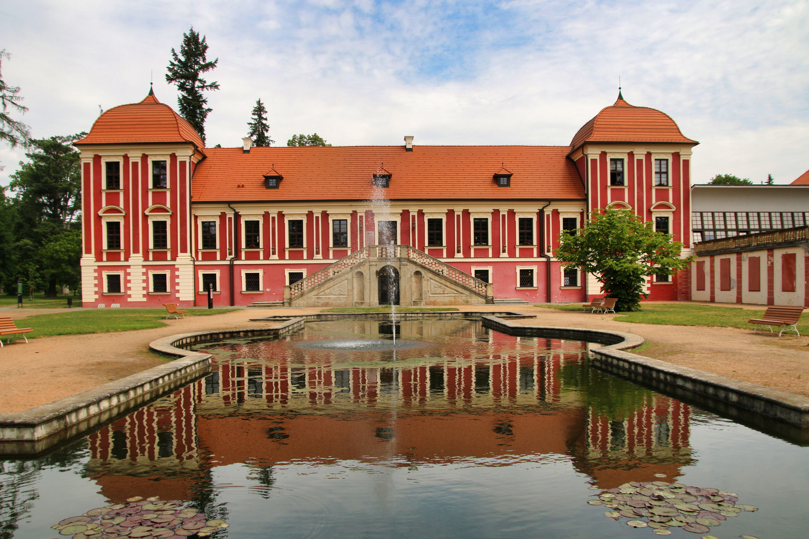  Schloss Ostrov