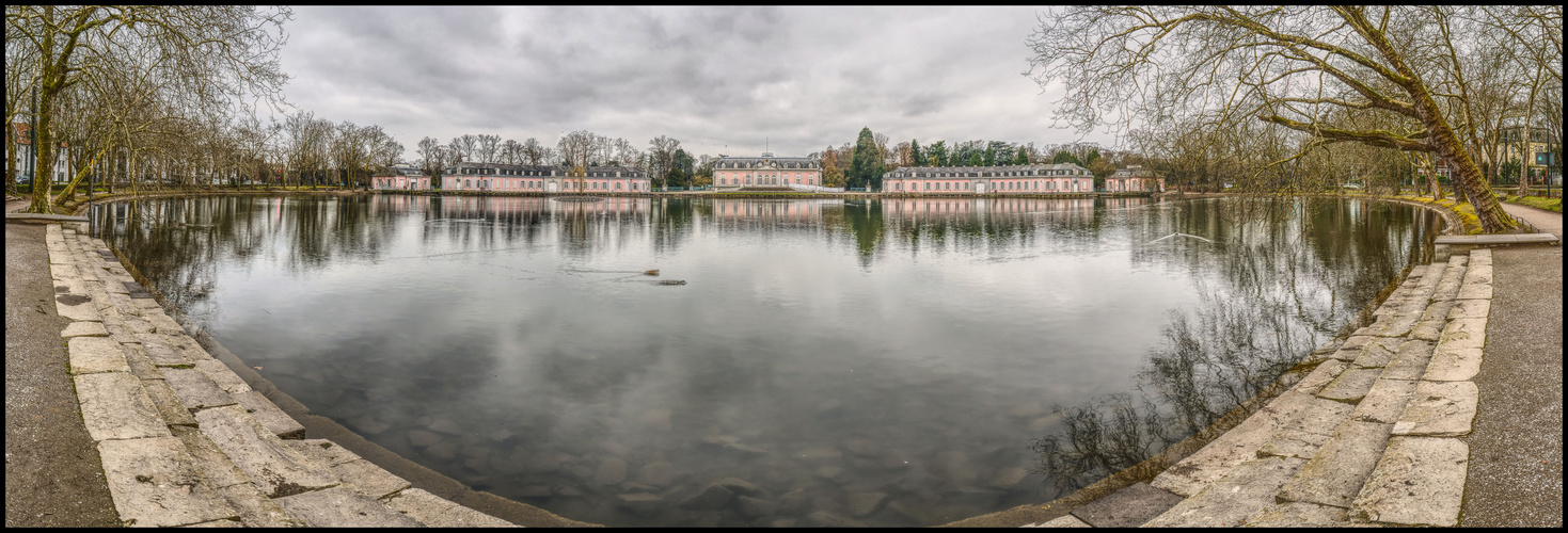 Schloss-Panorama