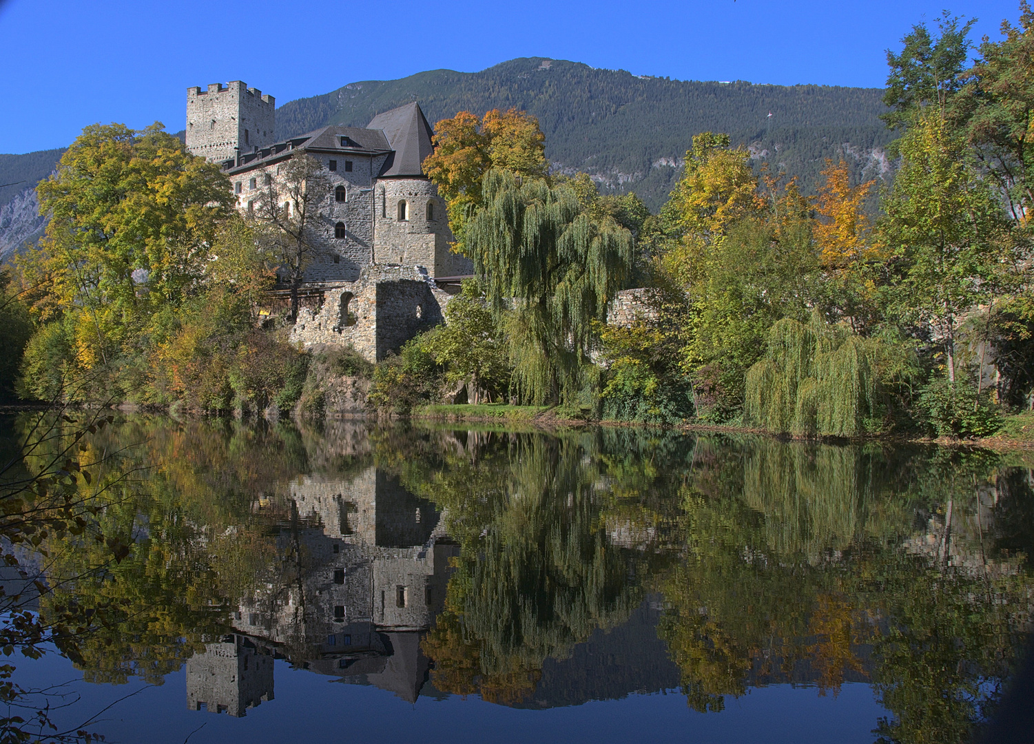 Schloss Petersberg 