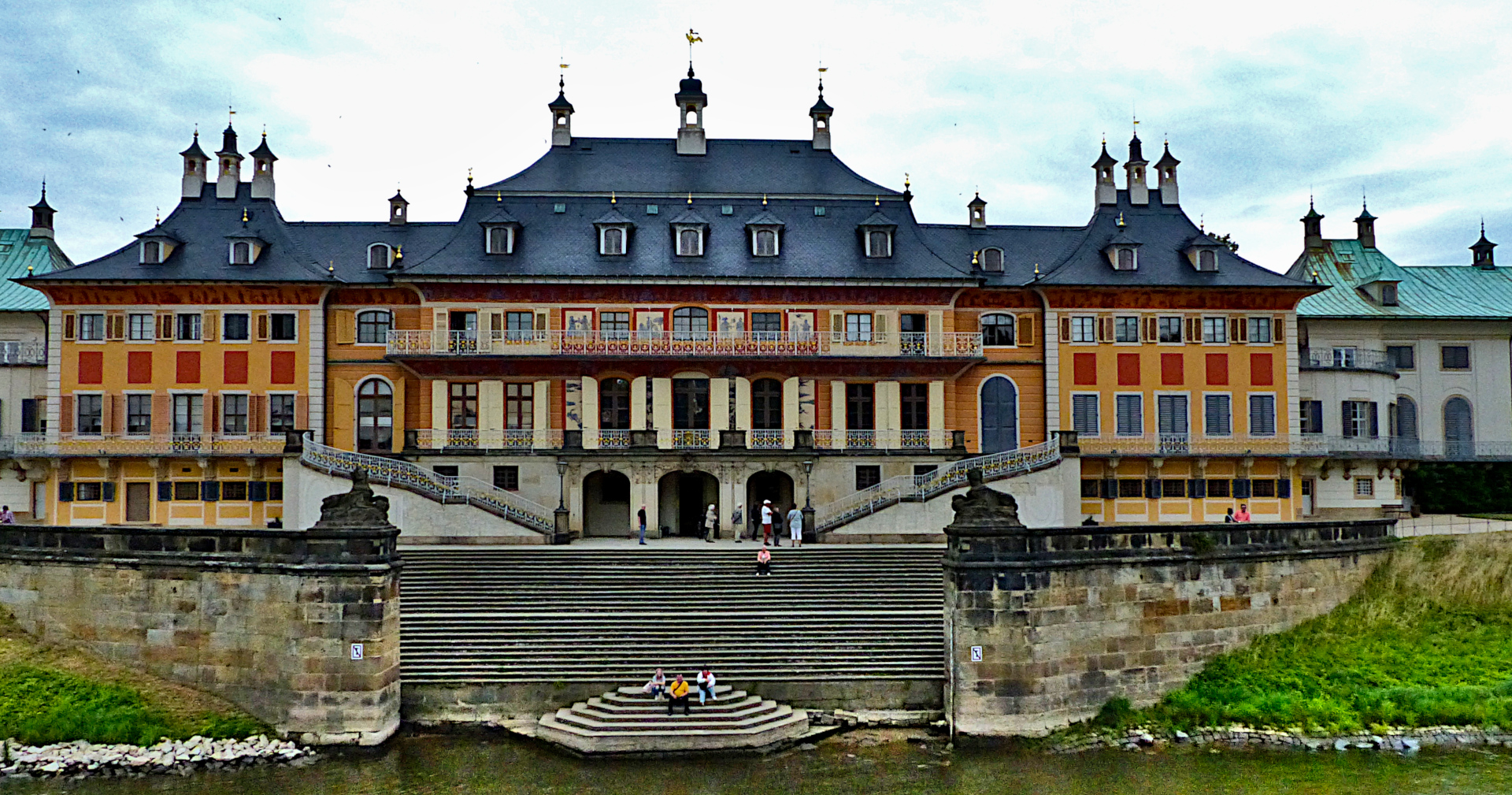 Schloss  Pillnitz....