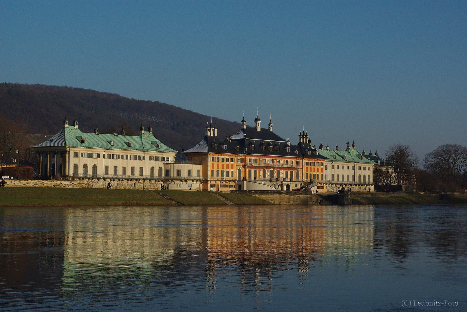 Schloß Pillnitz an der Elbe